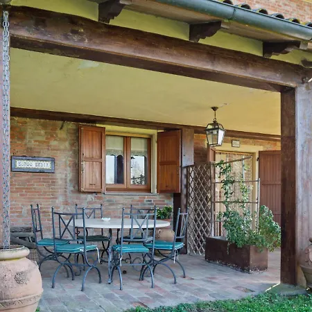 Pretty In Castiglione Del With Garden *