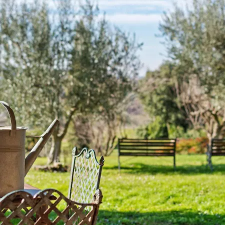 Dom wakacyjny Pretty In Castiglione Del With Garden Castiglione del Lago