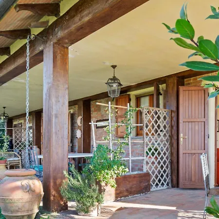 Holiday home Pretty In Castiglione Del With Garden Castiglione del Lago